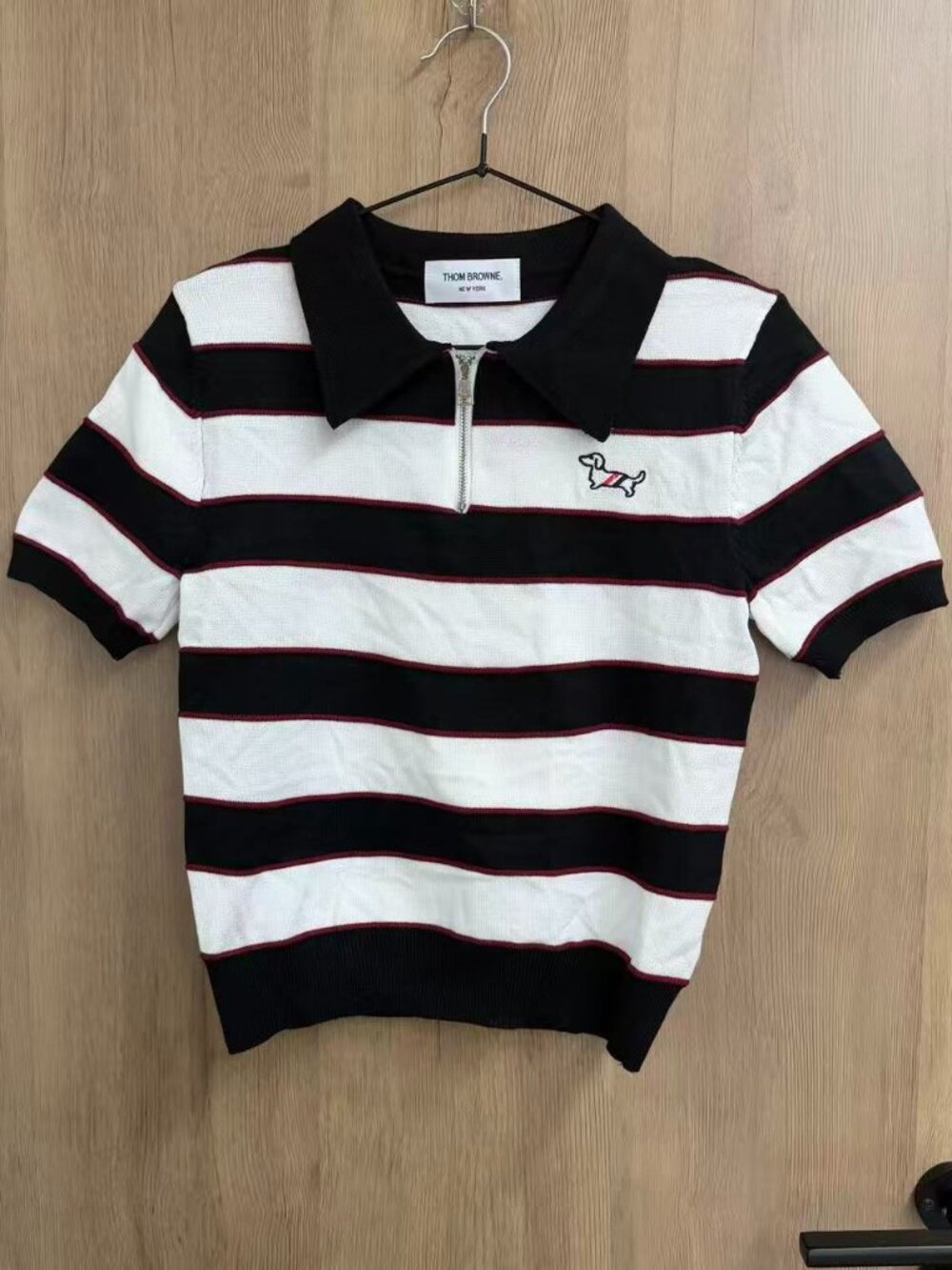 ⚫Thom Browne Black White Red Stripe Half Zip Polo Dachshund Knit Top